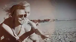 Depoda eğilerek iri göğüslü Asyalı kadınla ilişkiye girildi.